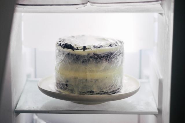 How To Freeze Cake Properly