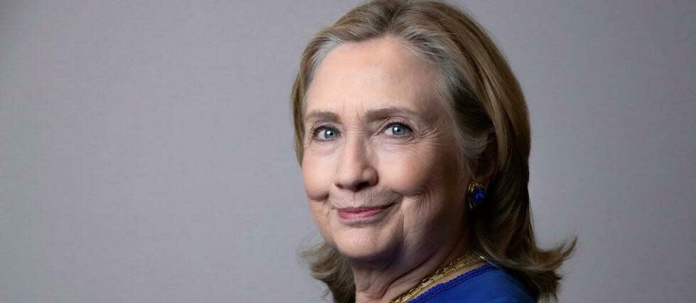 Hillary Clinton confie qu'il était « courageux » de rester avec son mari après son adultère.  - Credit:JOEL SAGET / AFP