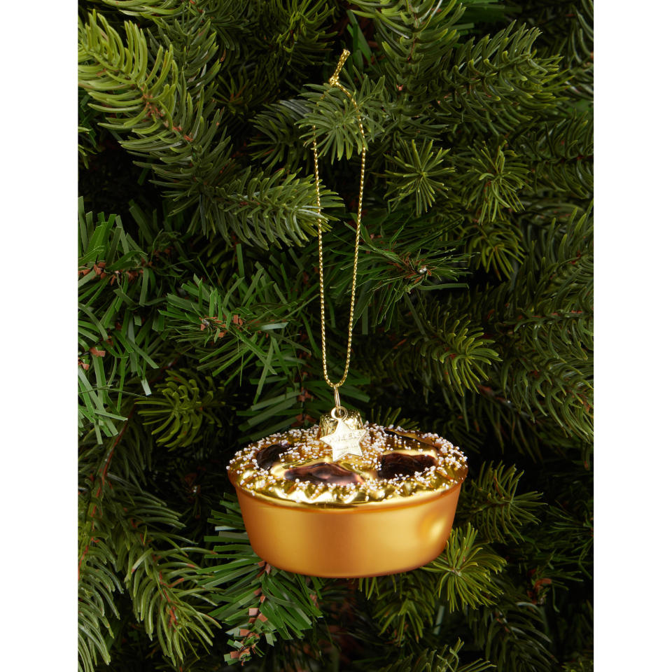 Selfridges' mince pie bauble is one of the retailer's best-selling food-themed decorations. (Selfridges)
