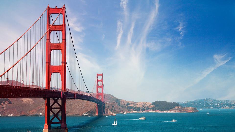 Golden Gate Bridge - San Francisco.