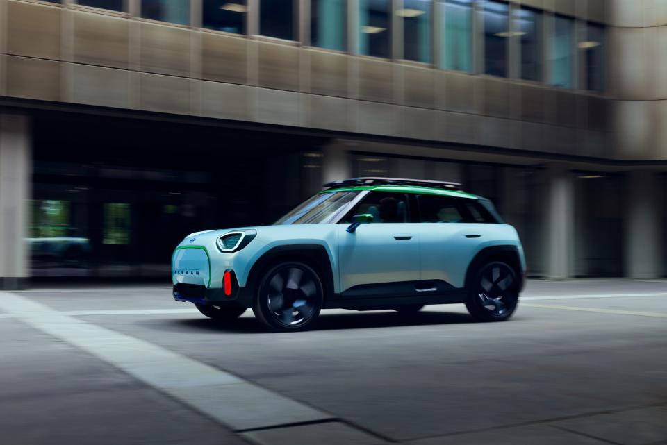 Mini Concept Aceman electric SUV.