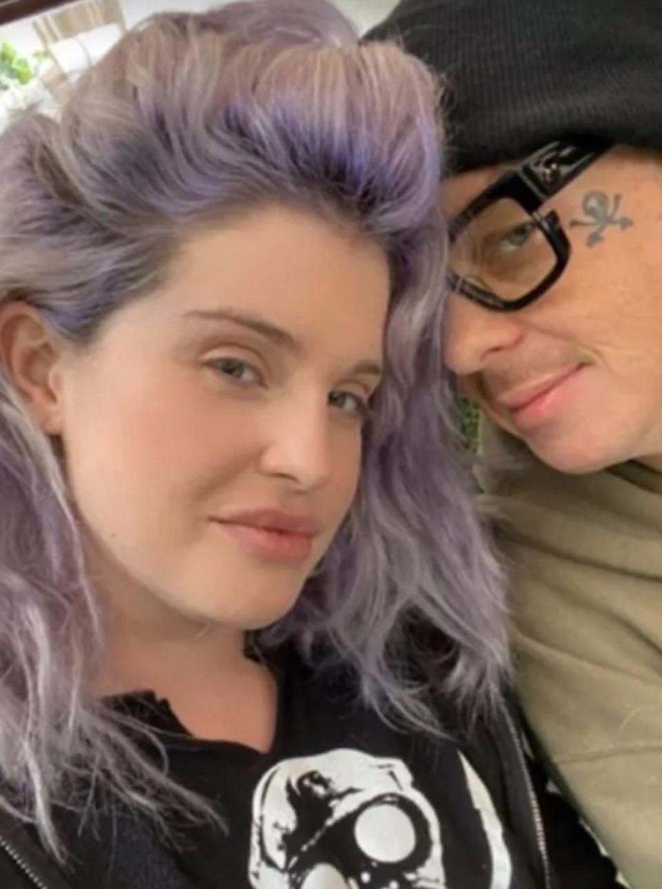 Osbourne pictured with partner Sid Wilson (Instagram/Kelly Osbourne)