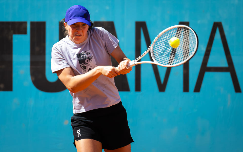 Seen here, Polish World No.1 Iga Swiatek practices before her opening match at the Madrid Open.