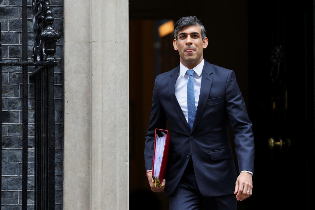 Britain's Prime Minister Rishi Sunak leaves Downing Street in London, Britain, May 22, 2024. REUTERS/Hollie Adams