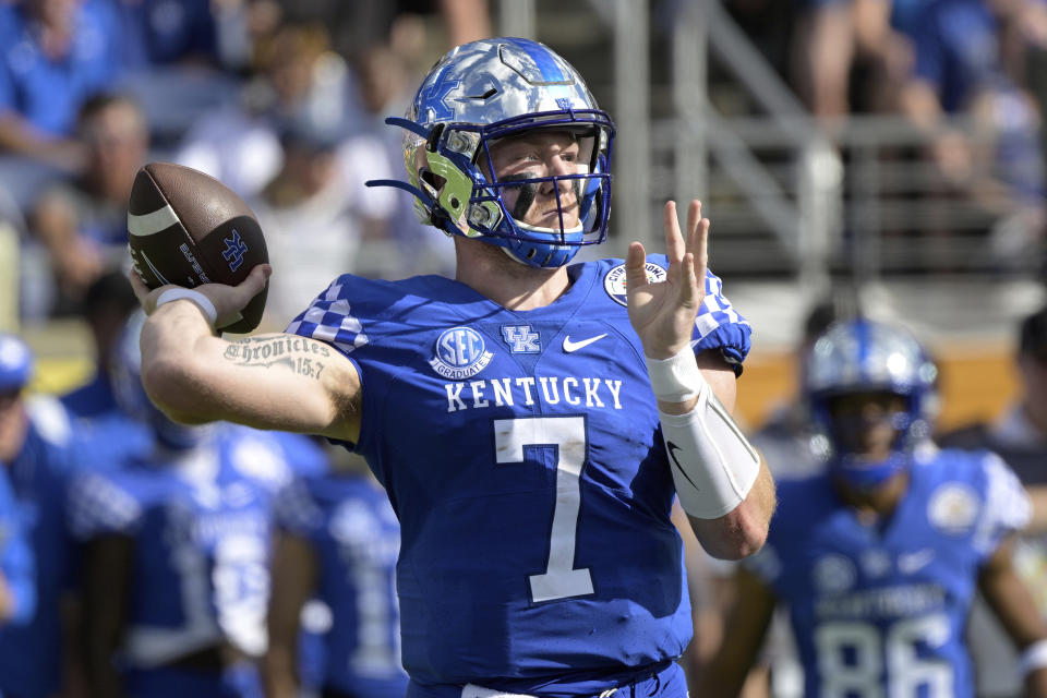 Kentucky quarterback Will Levis (7) throws a pass during the first half of the Citrus Bowl NCAA college football game against Iowa, Saturday, Jan. 1, 2022, in Orlando, Fla. (AP Photo/Phelan M. Ebenhack)