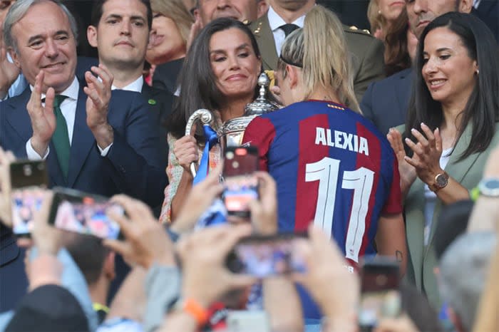 La reina Letizia entrega la Copa