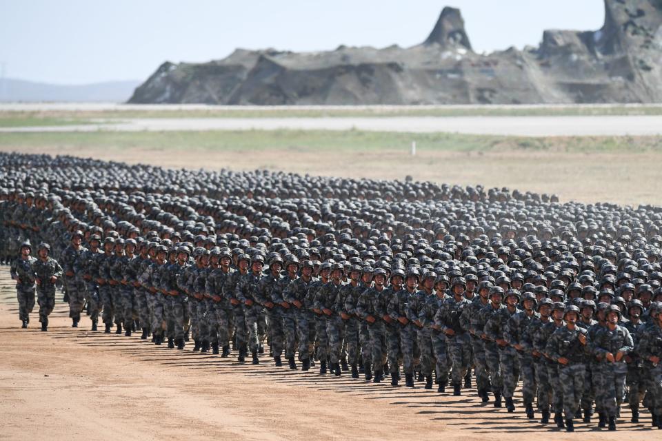 Zu den stärksten Armeen der Welt gehört auch die Truppe Chinas.  - Copyright: STR/AFP via Getty Images