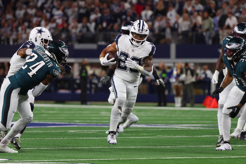 ARLINGTON, TEXAS – DECEMBER 10: Tony Pollard #20 of the Dallas Cowboys carries the ball during the first quarter against the Philadelphia Eagles at AT&T Stadium on December 10, 2023 in Arlington, Texas. (Photo by Richard Rodriguez/Getty Images)