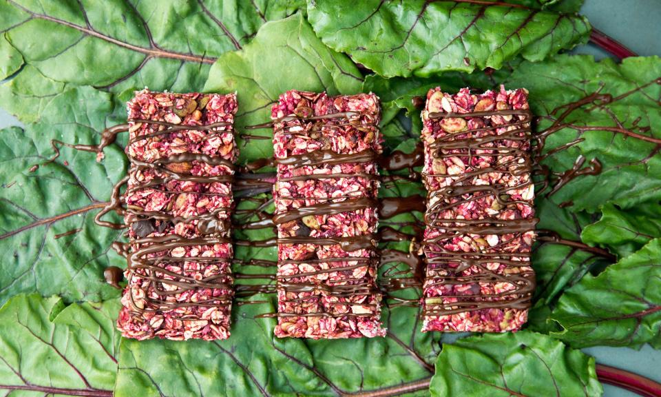 No-Bake Beet Granola Bars