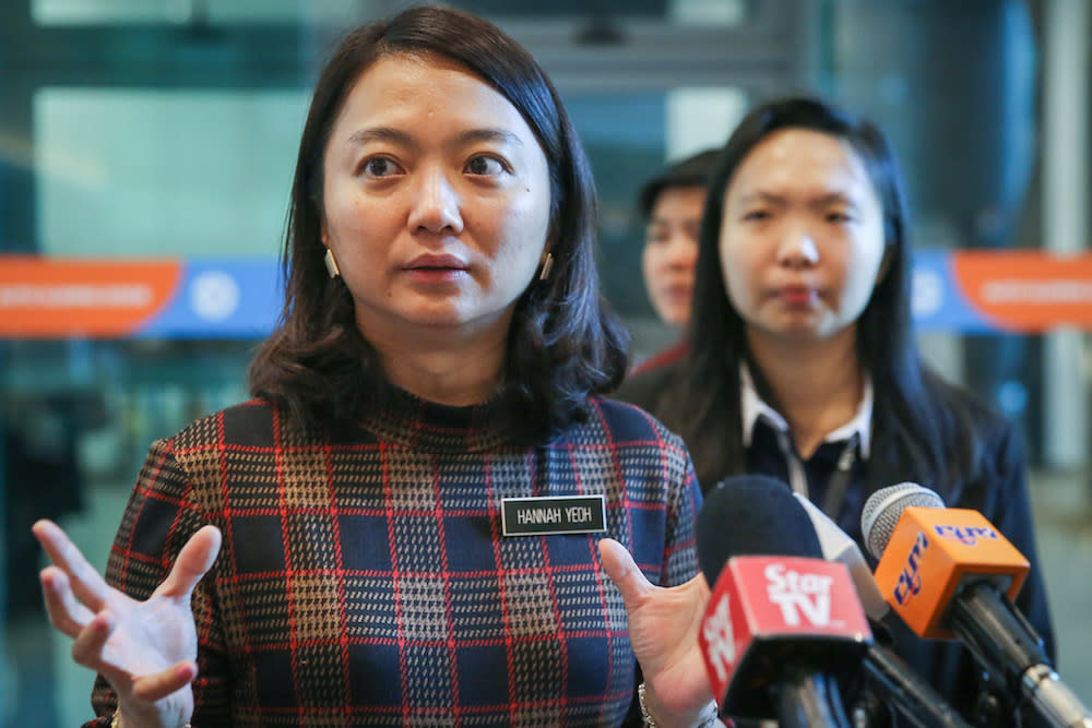 Deputy Women, Family and Community Development Minister Hannah Yeoh addresses a press conference at Sunway University in Petaling Jaya November 17, 2019. — Picture by Yusof Mat Isa