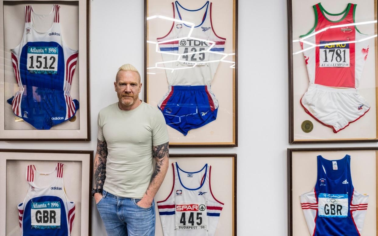 Iwan Thomas