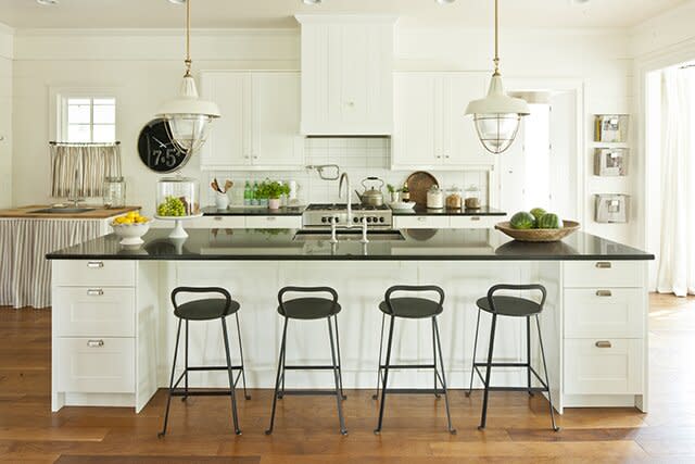 Farmhouse Revival Kitchen with Island