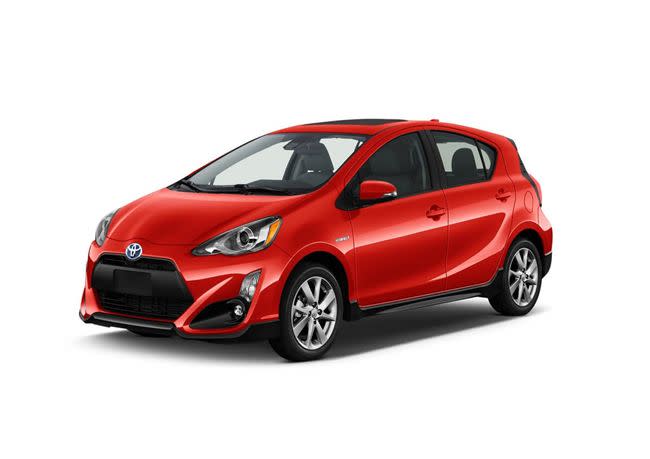 Toyota後續推出了油電掀背Prius c。（圖／翻攝自Toyota官網）