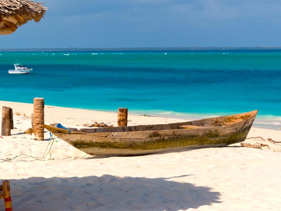 zanzibar beach