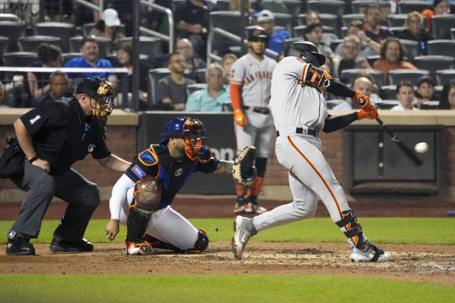 Patrick Bailey hits a 3-run homer in the 8th to lift the Giants past the  Mets, 5-4