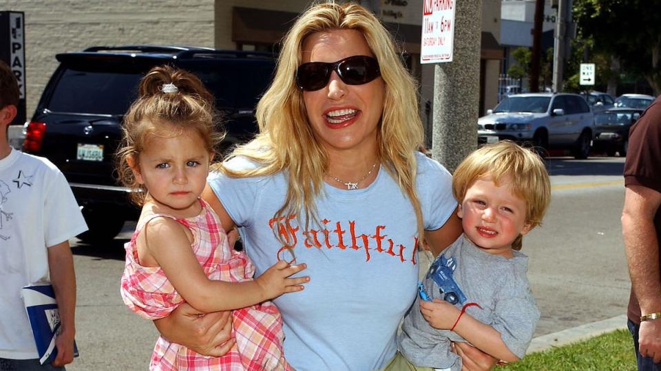 Taylor Dane with her children Astaria and Levi, 2004