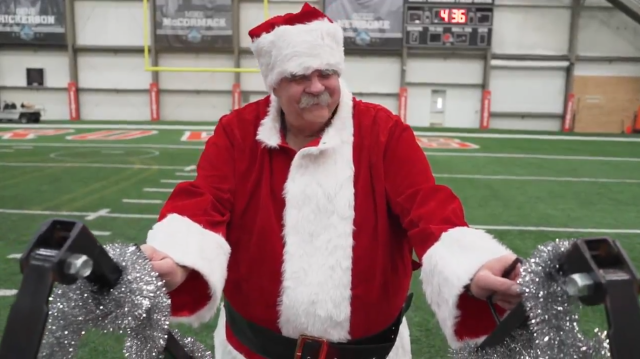 The Browns' holiday video, starring Bob Wylie as Santa, is pure joy