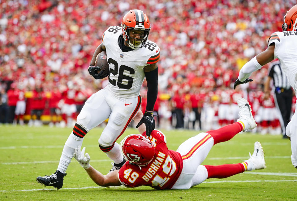 Browns S Rodney McLeod ready for ‘one last lap’ in 2024 Yahoo Sports