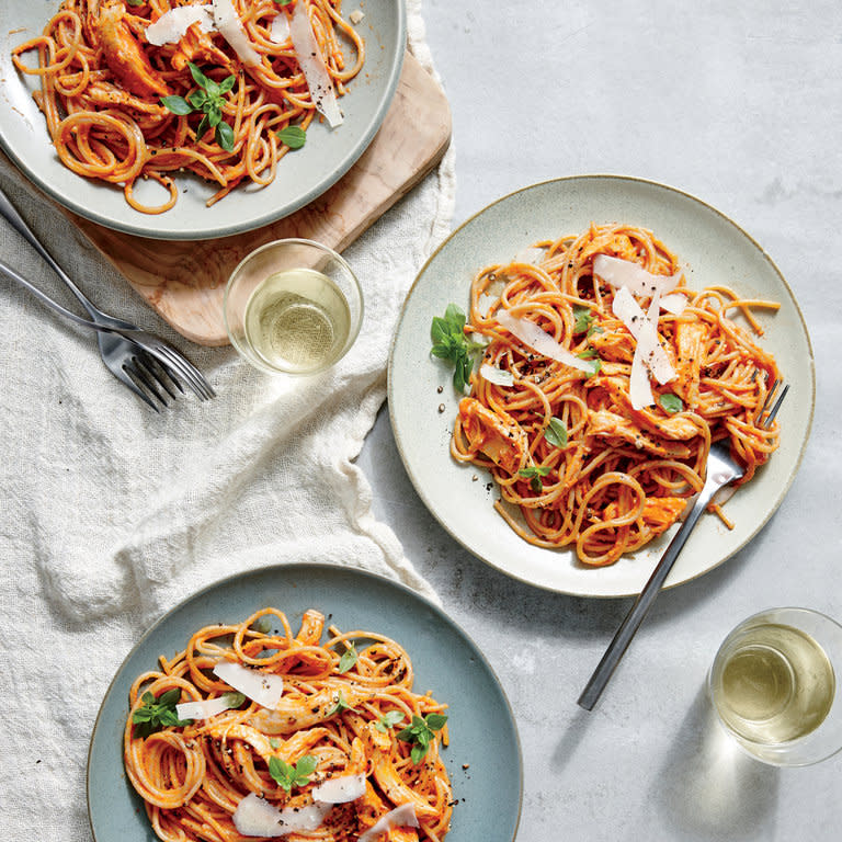 Family-Style Chicken Spaghetti