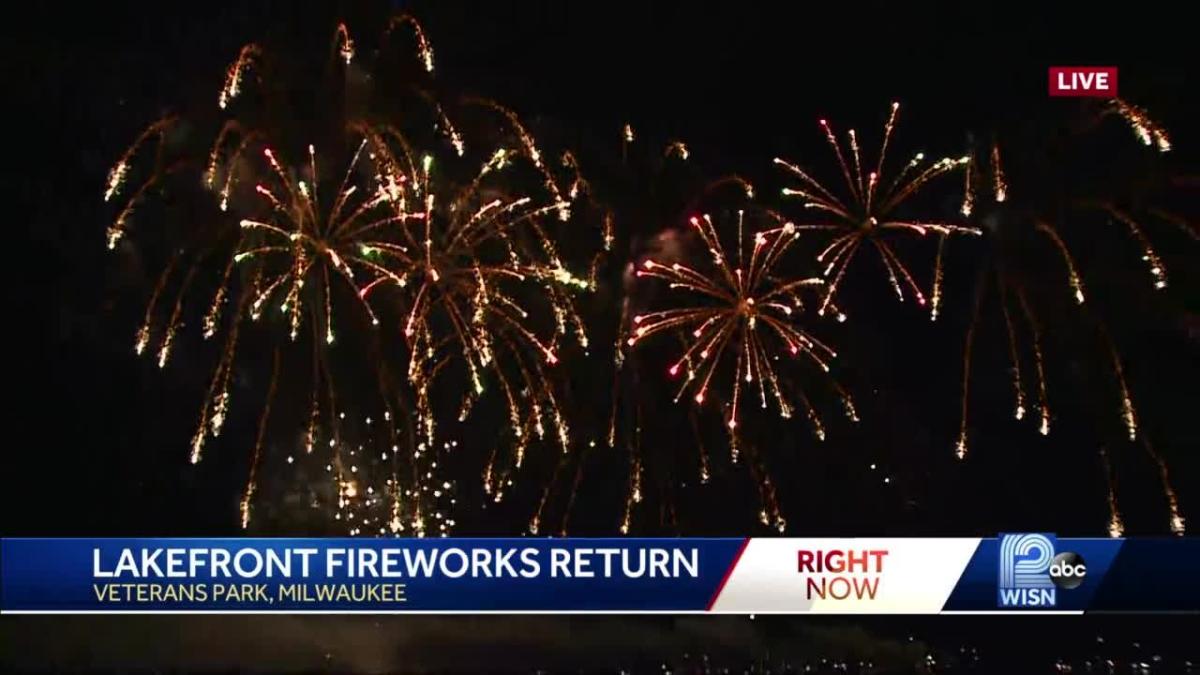 Fireworks show returns to Milwaukee lakefront