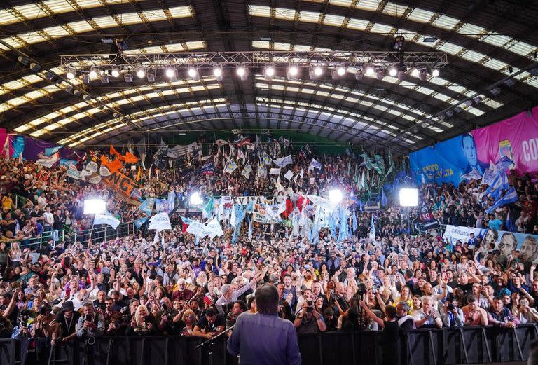 Máximo Kirchner participa del congreso del Partido Justicialista Bonaerense en Mar del Plata.