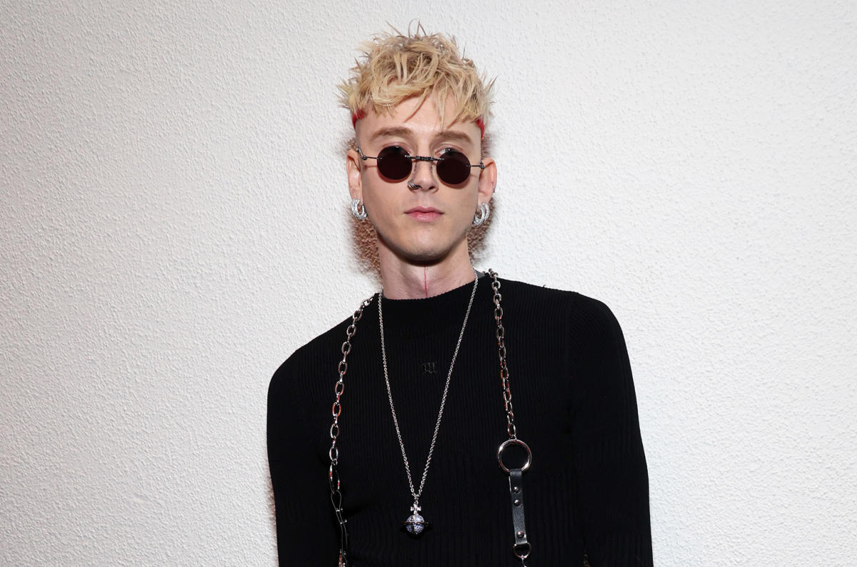 Machine Gun Kelly Debuts Massive Upper Body Blackout Tattoo He Obtained  'For Spiritual Purposes Only' - theJasmineBRAND