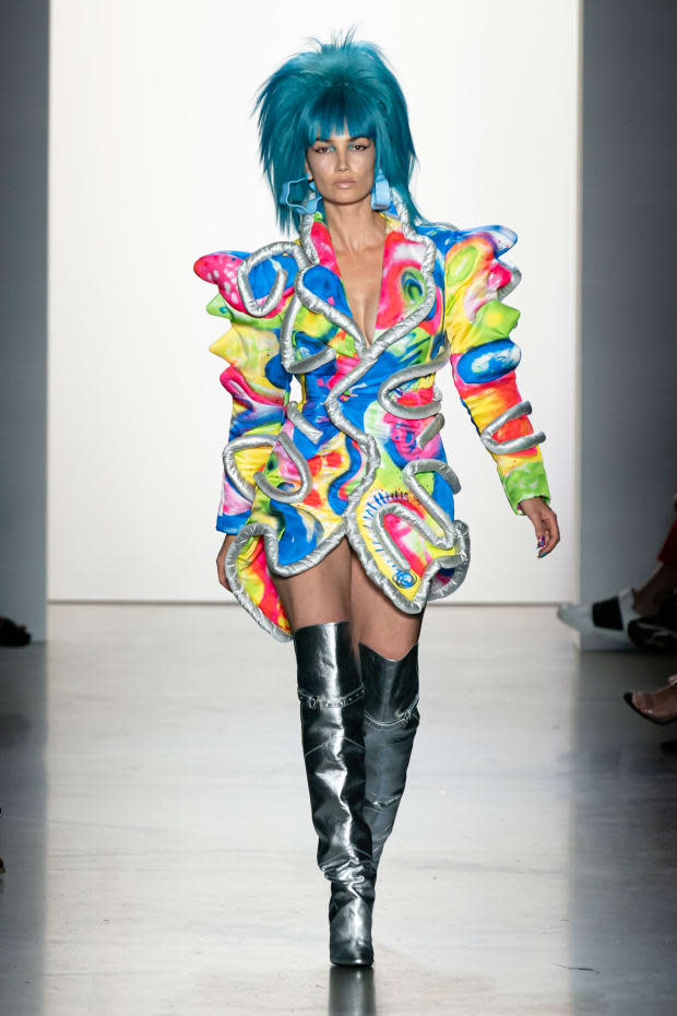 <p>A look from the Jeremy Scott Spring 2020 collection. Photo: Imaxtree</p>