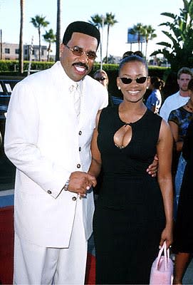 Steve Harvey and his gal at the Hollywood premiere of Paramount's The Original Kings of Comedy