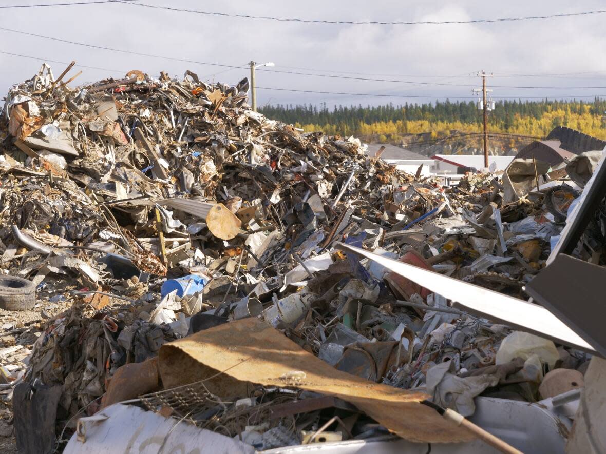 A heap of waste at Raven Recycling in Whitehorse in September 2022. (Vincent Bonnay/Radio-Canada - image credit)