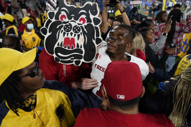 Haener's TD pass lifts Fresno State to 40-37 upset of UCLA