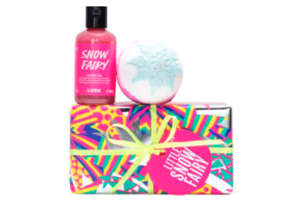 Lush: Little Snow Fairy gift set. Bomb + gel. $23.00.