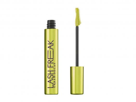 The asymmetrical brush delivers an even coat of product for long-lasting lashes (Urban Decay)