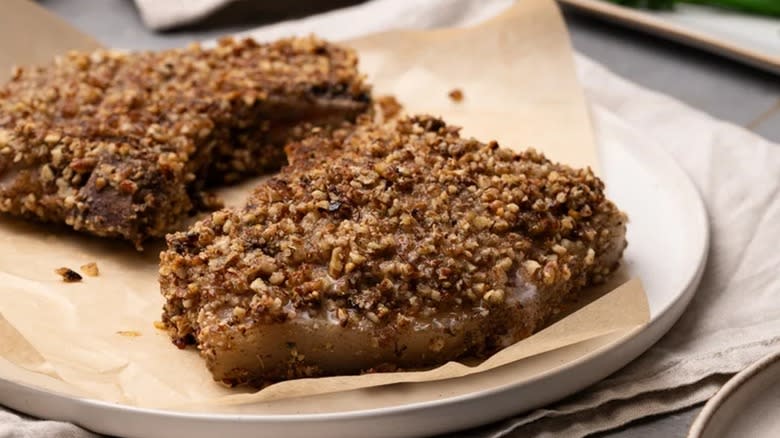 Pecan-crusted pork chops