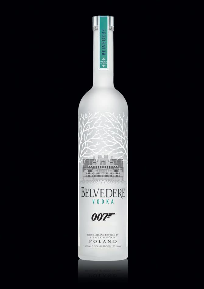 Daniel Craig shakes up Bond image with new Belvedere campaign