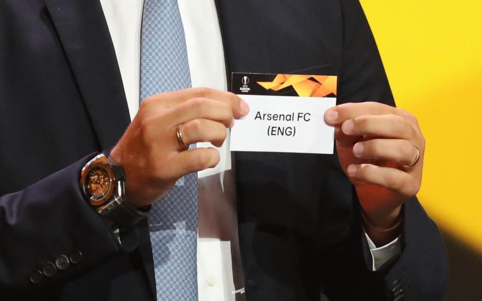 Former Chelsea striker Hernan Crespo draws Arsenal in Group E  - AFP or licensors