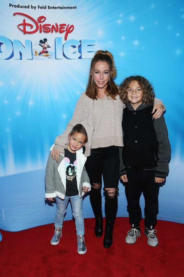 Kendra Wilkinson And Kids Disney On Ice