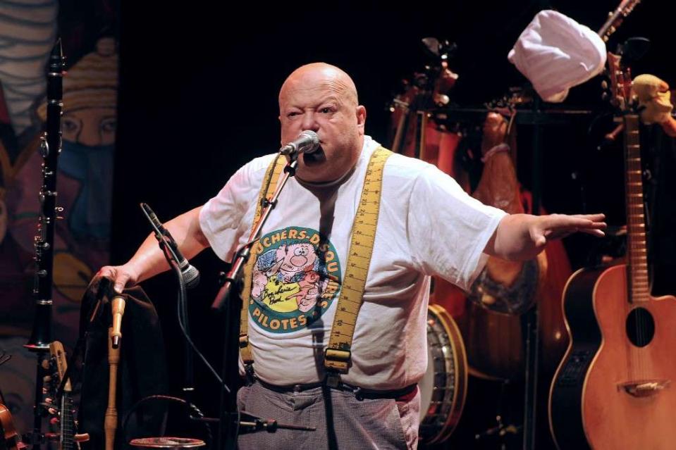 26 février - François Hadji-Lazaro <br>
L’iconique chanteur de « Pigalle » et « Les Garçons bouchers », est mort d’une septicémie dimanche 26 février à l’hôpital. Il avait 66 ans. 