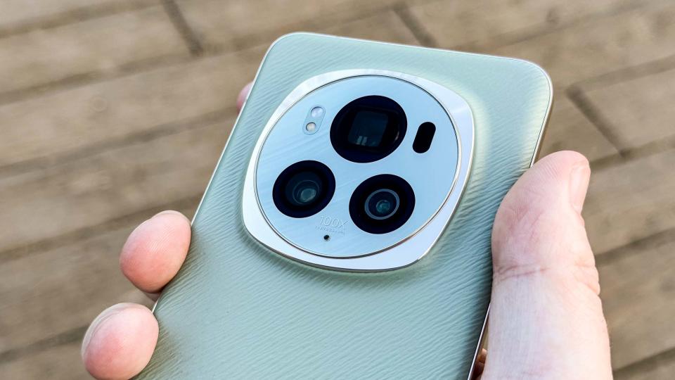 Honor Magic6 Pro rear cameras