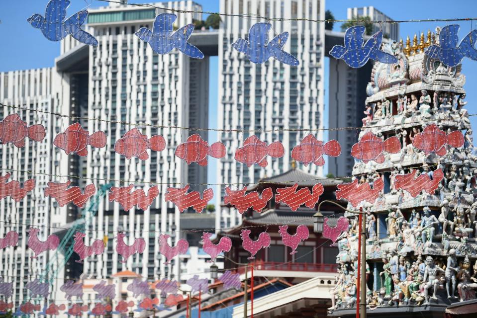 Over 1,000 handcrafted lanterns adorn Chinatown for Mid-Autumn Festival (Photo: Kreta Ayer-Kim Seng Citizens’ Consultative Committee)