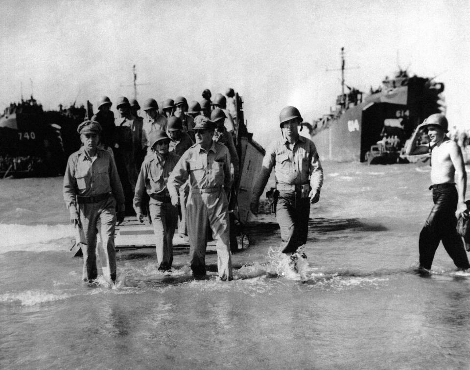 Douglas MacArthur Philippines invasion WWII