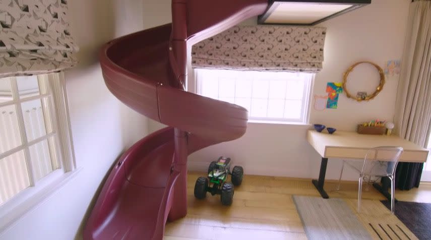 9) Hilary Duff's house - the SLIDE!