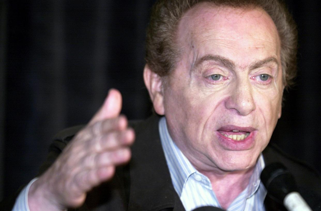 Obit Jackie Mason (AP2002)