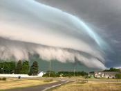 Andere nahmen das Spektakel ganz besonders trocken zur Kenntnis: "Wer in Michigan aufgewachsen ist, weiß, ein grüner Himmel bedeutet, dass man den Nachmittag lieber im Keller verbringt." (Bild-Copyright: Imgur/ISurvivedJavert2014)