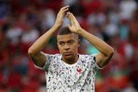 <p>Kylian Mbappé avant France-Portugal.</p>