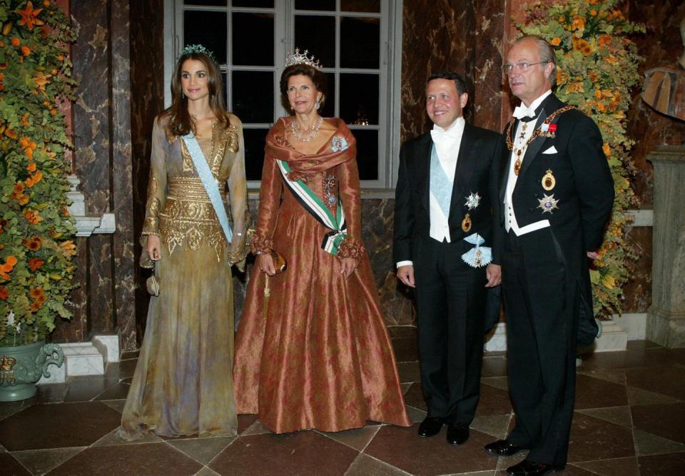 fr l to r, jordanian queen rania, swedi