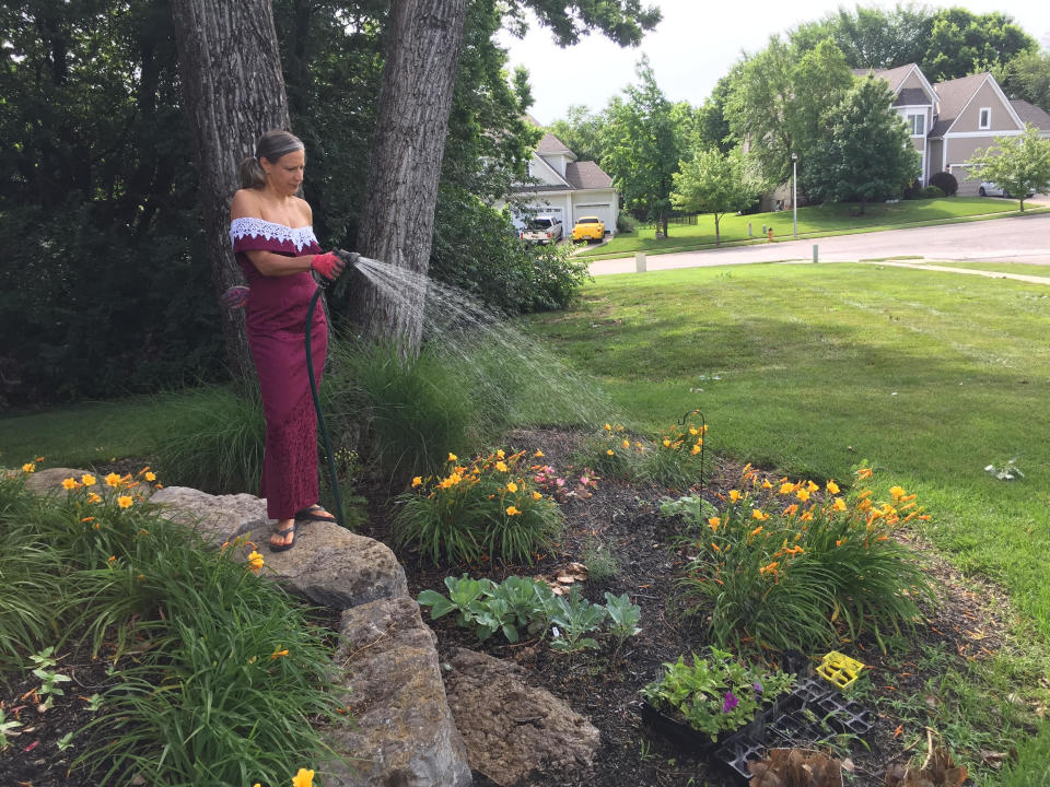 Some casual gardening.&nbsp; (Photo: Heidi Mann)