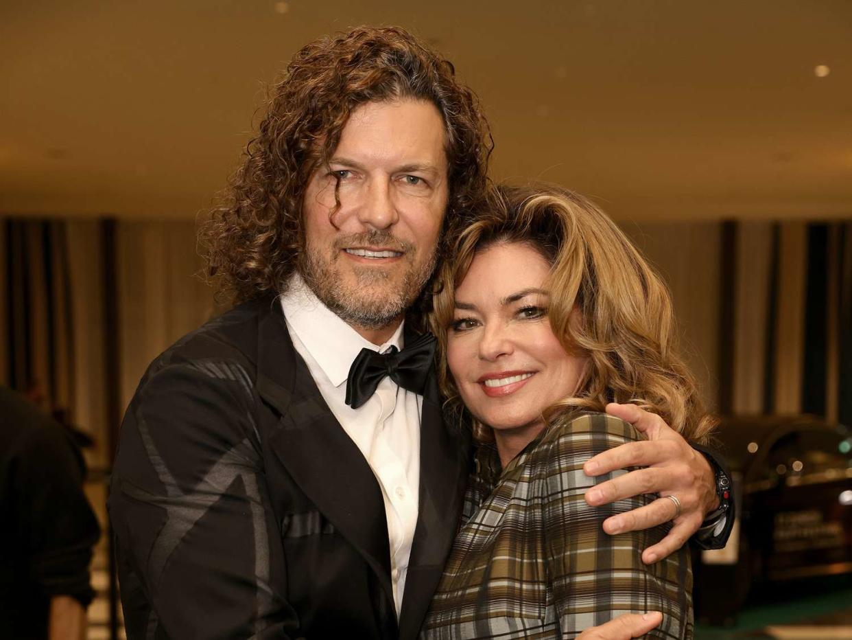 Frederic Thiebaud and Shania Twain attend the Opening Night and premiere of "Und morgen seid ihr tot" during the 17th Zurich Film Festival at Kongresshaus on September 23, 2021 in Zurich, Switzerland. The Zurich Film Festival 2021 takes place from September 23 until October 3