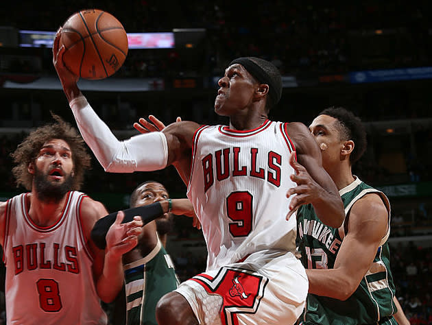 Rajon Rondo makes his move. (Getty Images)