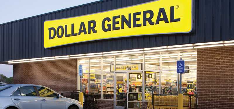 A Dollar General storefront.