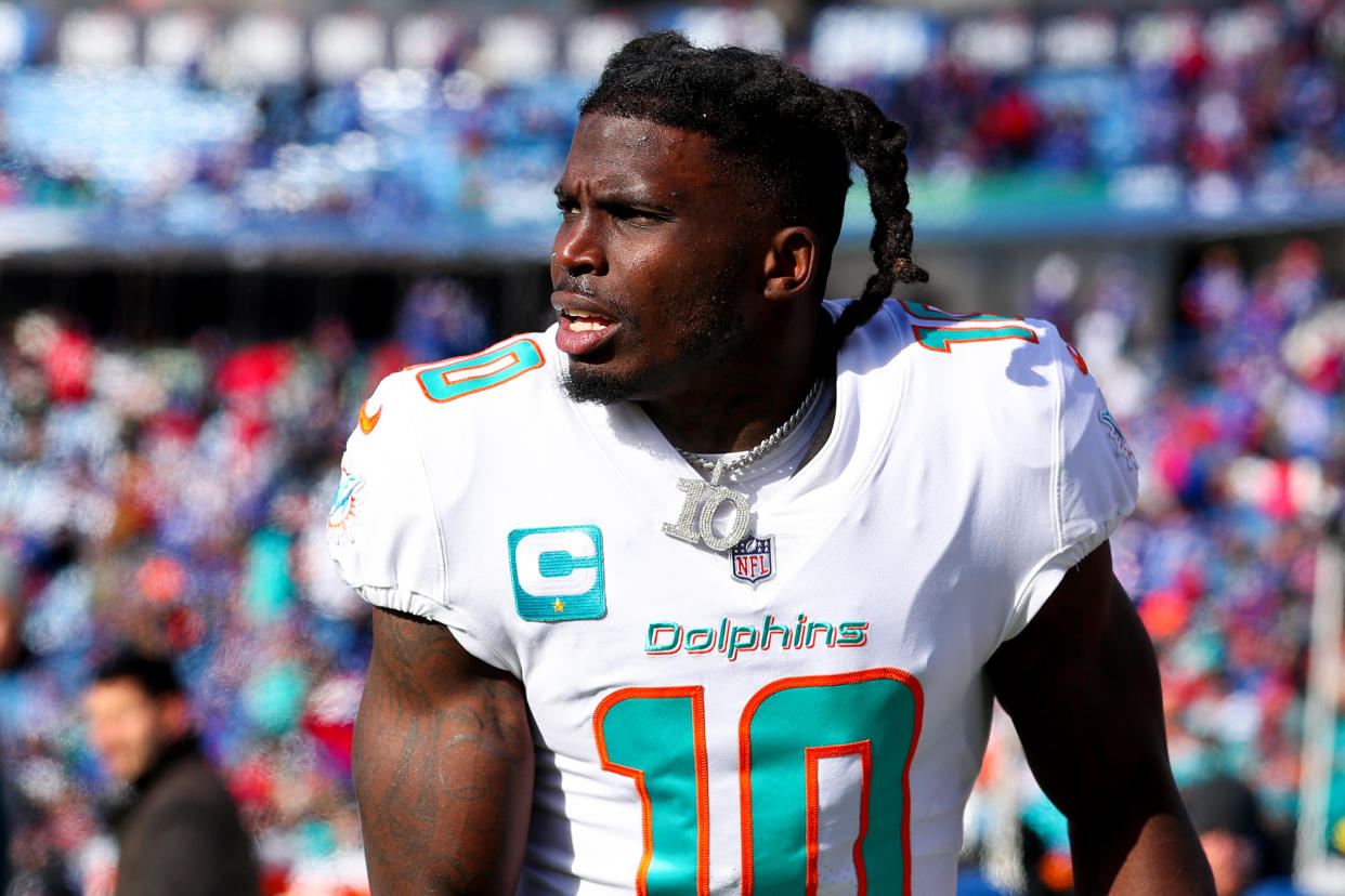 ORCHARD PARK, NEW YORK - JANUARY 15: Tyreek Hill #10 of the Miami Dolphins warms up prior to a game against the Buffalo Bills in the AFC Wild Card playoff game at Highmark Stadium on January 15, 2023 in Orchard Park, New York. (Photo by Bryan M. Bennett/Getty Images)